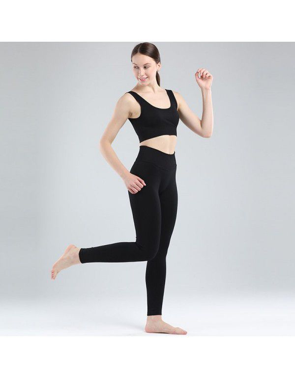 Breathable sports fitness suit top Women's tight yoga suit in Europe and America